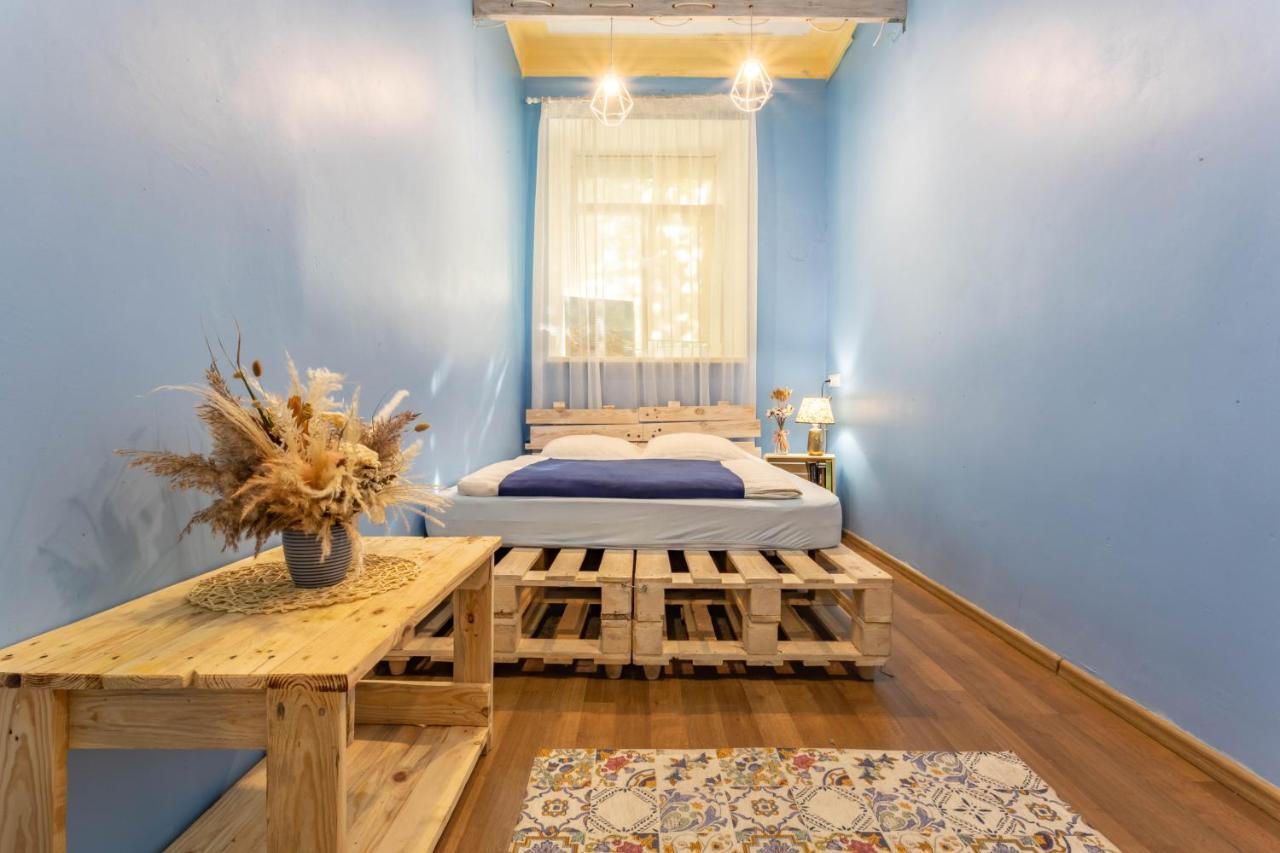 Garis Factory Hostel Kiev Ngoại thất bức ảnh