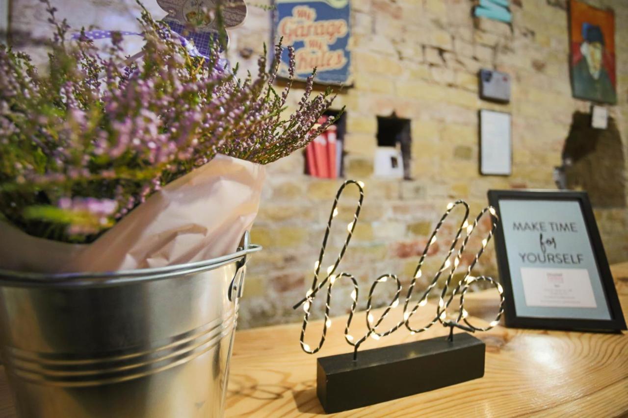 Garis Factory Hostel Kiev Ngoại thất bức ảnh