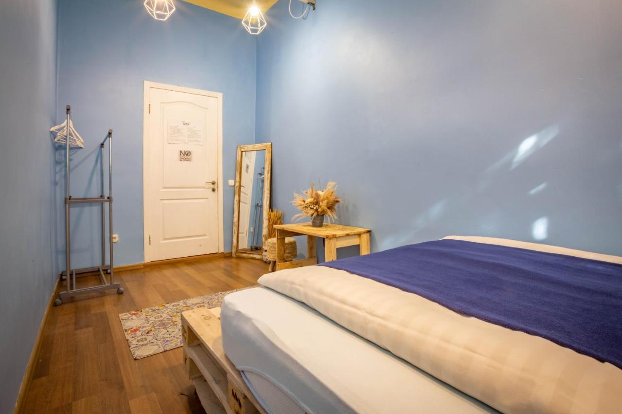 Garis Factory Hostel Kiev Ngoại thất bức ảnh